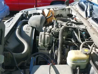 2002 Chevrolet Silverado 1500 LT with VIN 2GCEK19T321373124, listed as a IAAI auction lot 41502812 with 161,773 mi miles and . Bid and sale history available at DreamBid. Image 17.