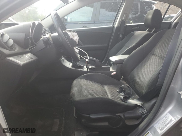 2013 Mazda Mazda3 i Sport with VIN JM1BL1UP6D1785461, listed as a Copart auction lot 50930995 with 147,775 mi miles and Clean Title. Bid and sale history available at carsss.com. Image 7.