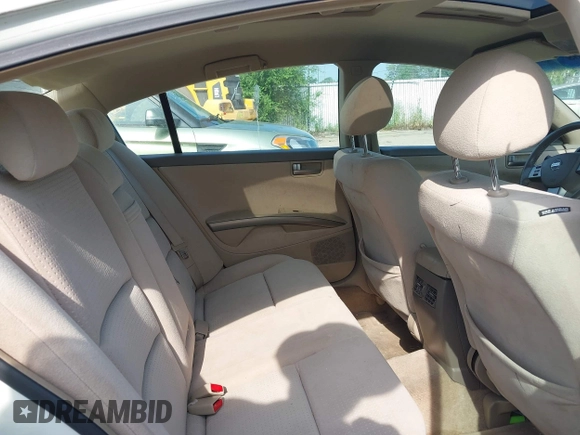 2004 Nissan Maxima SE with VIN 1N4BA41E94C926009, listed as a IAAI auction lot 42583368 with Not provided miles and . Bid and sale history available at DreamBid. Image 8.