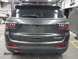 2018 Jeep Compass Trailhawk with VIN 3C4NJDDB5JT451600, listed as a IAAI auction lot 41893541 with 155,528 mi miles and . Bid and sale history available at DreamBid. Image 16.
