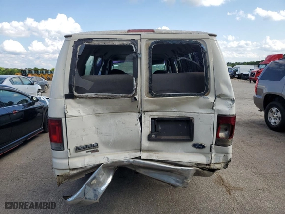 2007 Ford Econoline Wagon XL with VIN 1FBSS31LX7DA29123, listed as a Copart auction lot 80618144 with 220,656 mi miles and Non Repairable. Bid and sale history available at carsss.com. Image 6.