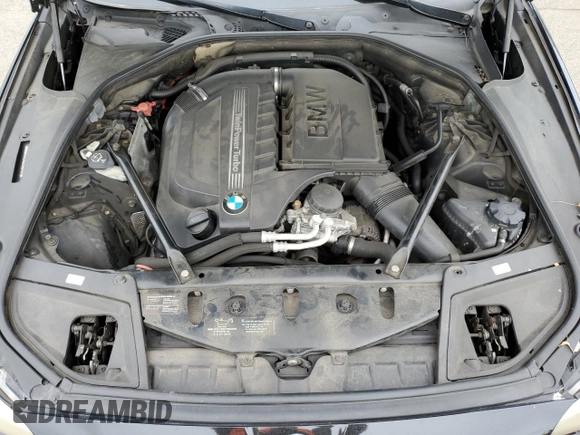 2013 BMW 5 Series 535i with VIN WBAFR7C59DC826797, listed as a Copart auction lot 72140164 with 236,901 mi miles and Salvage title. Bid and sale history available at DreamBid. Image 11.