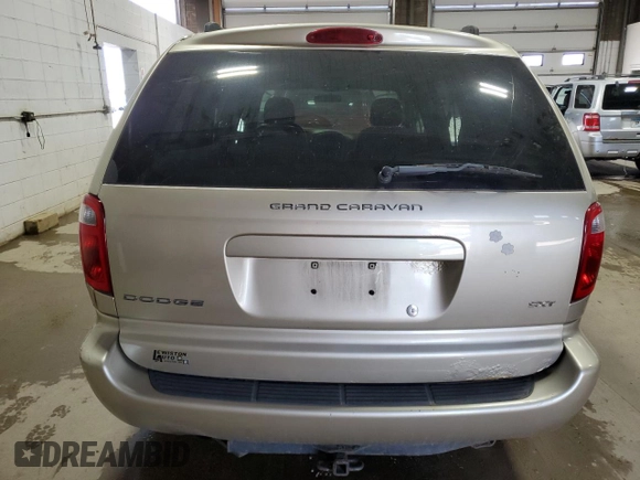 2005 Dodge Caravan SXT with VIN 2D4GP44L65R438530, listed as a Copart auction lot 63415955 with 220,852 mi miles and Salvage title. Bid and sale history available at DreamBid. Image 6.
