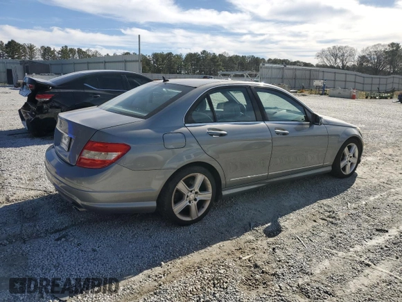 2011 Mercedes-Benz C 300 Sport с VIN WDDGF5EBXBR157415, выставлен на аукционе Copart как лот 46500545 с пробегом 142 927 миль миль и Чистый • Clean title. История ставок и продаж доступна на DreamBid. Изображение 3.