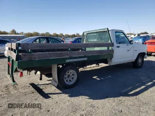 1987 Ford Ranger with VIN 1FTCR10TXHUC93820, listed as a Copart auction lot 79346834 with 30,510 mi miles and Clean Title. Bid and sale history available at DreamBid. Image 3.