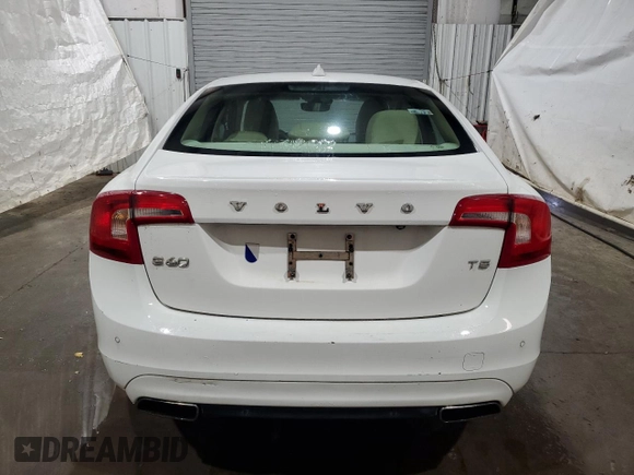 2015 Volvo S60 T5 Drive-E Premier with VIN YV126MFK4F1348663, listed as a Copart auction lot 49126455 with 113,386 mi miles and Clean Title. Bid and sale history available at carsss.com. Image 6.