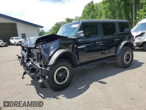 2022 Ford Bronco with VIN 1FMEE5DP6NLB29910, listed as a Copart auction lot 63012245 with 50,354 mi miles and Salvage title. Bid and sale history available at DreamBid. Image 1.