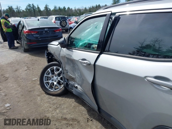 2023 Jeep Compass Latitude Lux с VIN 3C4NJDFN4PT558945, выставлен на аукционе IAAI как лот 41855576 с пробегом 9 375 миль миль и . История ставок и продаж доступна на DreamBid. Изображение 21.