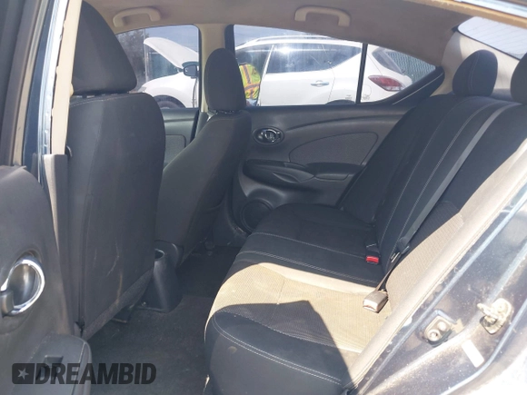 2016 Nissan Versa S Plus z VIN 3N1CN7AP9GL903668, wystawiony jako IAAI lot #42582825 z przebiegiem 192 674 mil mil oraz . Historia ofert i sprzedaży dostępna na DreamBid. Obrazek 8.