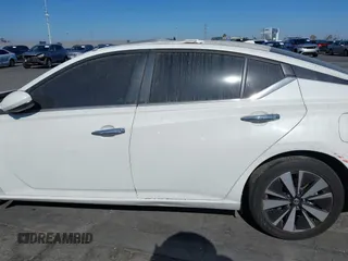 2021 Nissan Altima SV with VIN 1N4BL4DV8MN310134, listed as a IAAI auction lot 42418448 with 96,140 mi miles and . Bid and sale history available at DreamBid. Image 13.
