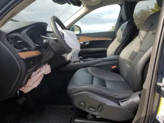 2024 Volvo XC90 Plus Bright Theme with VIN YV4062PE2R1188410, listed as a Copart auction lot 51835185 with 19,548 mi miles and Salvage Title. Bid and sale history available at DreamBid. Image 7.