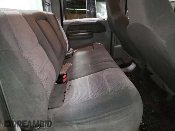 2003 Ford Super Duty F-250 XL with VIN 1FTNW21F33EA02965, listed as a Copart auction lot 52647395 with 278,603 mi miles and Salvage Title. Bid and sale history available at carsss.com. Image 10.
