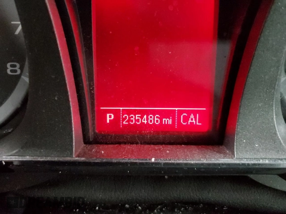 2013 GMC Terrain SLT with VIN 2GKFLUE33D6401927, listed as a Copart auction lot 48014245 with 235,486 mi miles and Salvage Title. Bid and sale history available at carsss.com. Image 9.