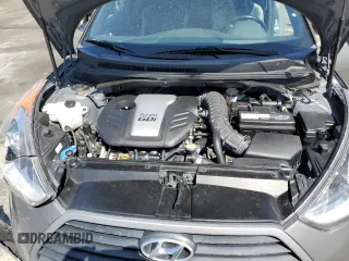2016 Hyundai Veloster Turbo with VIN KMHTC6AE7GU267913, listed as a Copart auction lot 68070083 with 105,863 mi miles. Bid and sale history available at carsss.com. Image 11.