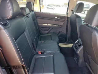 2022 Volkswagen Atlas SE z VIN 1V2WR2CAXNC550455, wystawiony jako Copart lot #52501705 z przebiegiem 71 416 mil mil oraz Czysty tytuł • Clean title. Historia ofert i sprzedaży dostępna na DreamBid. Obrazek 11.