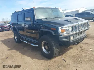 2005 Hummer H2 SUV with VIN 5GRGN23U05H128420, listed as a IAAI auction lot 41983395 with 194,925 mi miles. Bid and sale history available at carsss.com. Image 1.