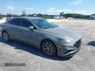 2020 Hyundai Sonata SEL z VIN 5NPEF4JA4LH060325, wystawiony jako IAAI lot #41957739 z przebiegiem 81 048 mil mil oraz . Historia ofert i sprzedaży dostępna na DreamBid. Obrazek 1.