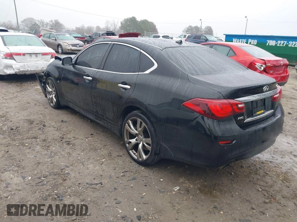 2015 Infiniti Q70 with VIN JN1BY1AR9FM561113, listed as a IAAI auction lot 41541936 with 266,227 mi miles and . Bid and sale history available at DreamBid. Image 3.