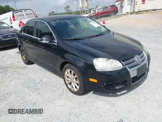 2010 Volkswagen Jetta SE with VIN 3VWRX7AJ7AM049582, listed as a IAAI auction lot 42280135 with 140,670 mi miles and . Bid and sale history available at DreamBid. Image 1.