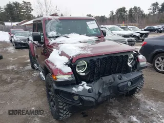 2021 Jeep Gladiator Willys with VIN 1C6HJTAG6ML571081, listed as a IAAI auction lot 41368902 with 45,077 mi miles and . Bid and sale history available at DreamBid. Image 1.