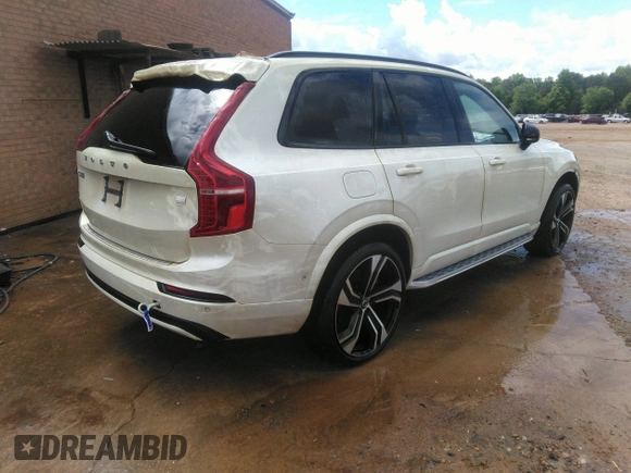 2022 Volvo XC90 R-Design with VIN YV4BR0CM1N1808448, listed as a IAAI auction lot 41196028 with 42,062 mi miles and . Bid and sale history available at DreamBid. Image 4.