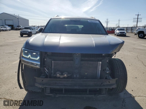 2018 Volkswagen Atlas SE z VIN 1V2CP2CA2JC596042, wystawiony jako Copart lot #49864425 z przebiegiem 87 859 mil mil oraz Szkoda całkowita • Salvage title. Historia ofert i sprzedaży dostępna na DreamBid. Obrazek 5.