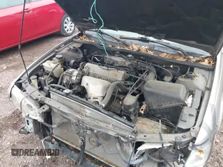 1998 Toyota Camry LE z VIN 4T1BG22KXWU202064, wystawiony jako IAAI lot #42294073 z przebiegiem 245 032 mil mil oraz . Historia ofert i sprzedaży dostępna na DreamBid. Obrazek 10.