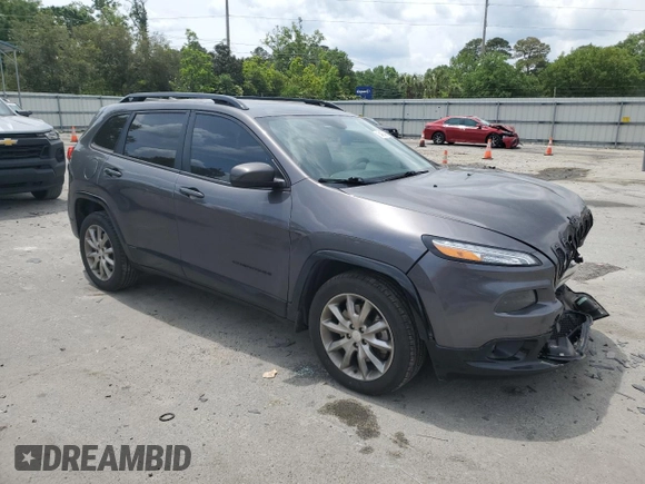 2018 Jeep Cherokee Latitude with VIN 1C4PJLCX0JD587753, listed as a Copart auction lot 54054545 with 128,194 mi miles and Salvage Title. Bid and sale history available at DreamBid. Image 4.