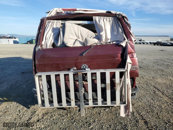 1990 Volkswagen Vanagon with VIN WV2TB0253LH043934, listed as a Copart auction lot 41782755 with 330,896 mi miles and Salvage Title. Bid and sale history available at carsss.com. Image 6.