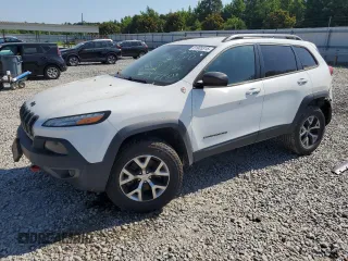 2015 Jeep Cherokee Trailhawk with VIN 1C4PJMBB1FW771865, listed as a Copart auction lot 61905315 with 99,554 mi miles and Clean title. Bid and sale history available at DreamBid. Image 1.