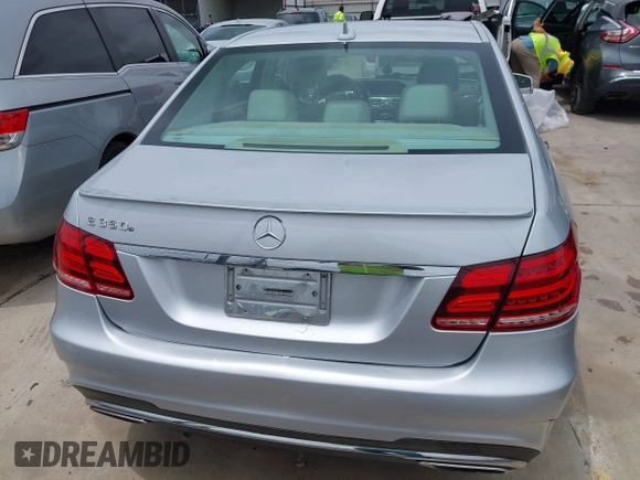 2014 Mercedes-Benz E 350 Sport with VIN WDDHF5KB3EA839953, listed as a IAAI auction lot 42383933 with 109,848 mi miles and . Bid and sale history available at DreamBid. Image 16.
