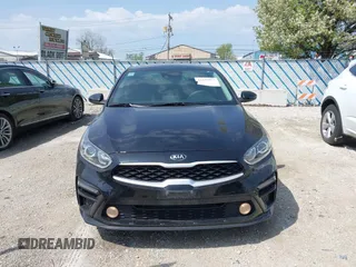 2021 Kia Forte LXS z VIN 3KPF24AD7ME393313, wystawiony jako IAAI lot #42127977 z przebiegiem 44 943 mil mil oraz . Historia ofert i sprzedaży dostępna na DreamBid. Obrazek 12.