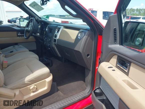 2014 Ford F-150 XL z VIN 1FTFX1CF5EFB06489, wystawiony jako IAAI lot #42158038 z przebiegiem 115 985 mil mil oraz . Historia ofert i sprzedaży dostępna na DreamBid. Obrazek 5.