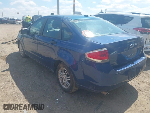 2009 Ford Focus SE z VIN 1FAHP35N39W141326, wystawiony jako IAAI lot #42201600 z przebiegiem 189 413 mil mil oraz . Historia ofert i sprzedaży dostępna na DreamBid. Obrazek 3.