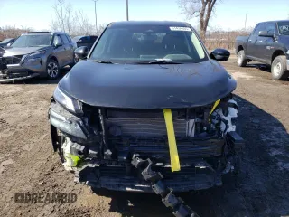 2025 Nissan Rogue S z VIN JN8BT3AB6SW141810, wystawiony jako Copart lot #51434405 z przebiegiem 6 239 mil mil oraz Szkoda całkowita • Salvage title. Historia ofert i sprzedaży dostępna na DreamBid. Obrazek 5.