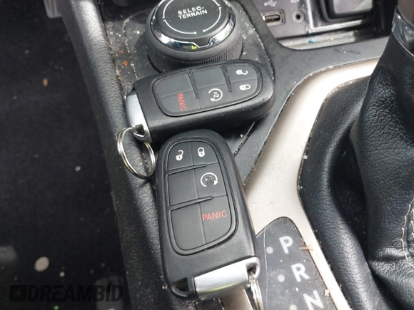 2017 Jeep Cherokee Limited with VIN 1C4PJMDB1HW622467, listed as a IAAI auction lot 42352566 with 138,791 mi miles and . Bid and sale history available at DreamBid. Image 11.