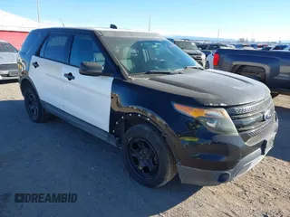 2014 Ford Police Interceptor Utility z VIN 1FM5K8AR6EGA33655, wystawiony jako IAAI lot #41557993 z przebiegiem 79 131 mil mil oraz . Historia ofert i sprzedaży dostępna na DreamBid. Obrazek 1.