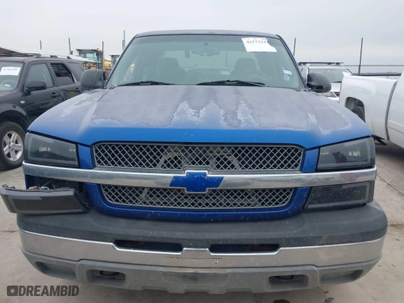 2003 Chevrolet Silverado 1500 LS with VIN 2GCEC19T031299689, listed as a IAAI auction lot 41575142 with 117,830 mi miles. Bid and sale history available at carsss.com. Image 12.