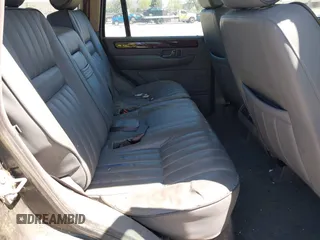 2000 Land Rover Range Rover with VIN SALPV1648YA431684, listed as a IAAI auction lot 41990185 with 130,210 mi miles and . Bid and sale history available at DreamBid. Image 8.