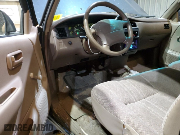1996 Toyota T100 DX with VIN JT4UN22DXT0023384, listed as a Copart auction lot 46497225 with 109,046 mi miles and Clean Title. Bid and sale history available at DreamBid. Image 8.