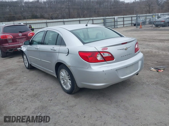 2007 Chrysler Sebring Touring z VIN 1C3LC56K27N567578, wystawiony jako IAAI lot #41507319 z przebiegiem 181 390 mil mil oraz . Historia ofert i sprzedaży dostępna na DreamBid. Obrazek 3.
