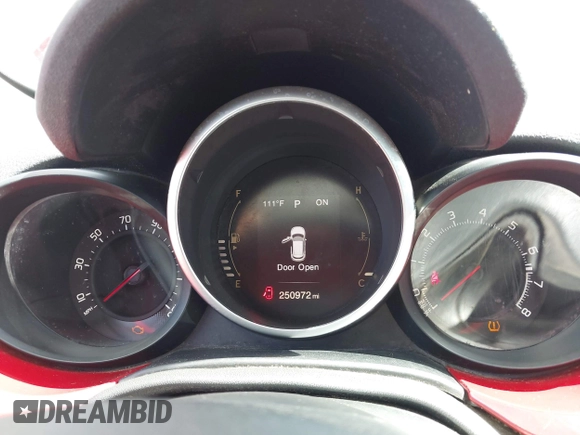 2016 FIAT 500X Pop with VIN ZFBCFXAT5GP369986, listed as a IAAI auction lot 42614776 with 250,972 mi miles and . Bid and sale history available at DreamBid. Image 7.