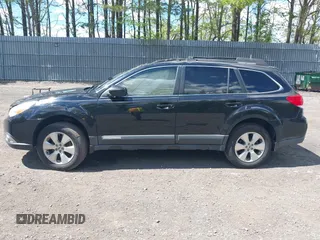 2012 Subaru Outback Limited z VIN 4S4BRDLC9C2241555, wystawiony jako IAAI lot #42215032 z przebiegiem 323 071 mil mil oraz . Historia ofert i sprzedaży dostępna na DreamBid. Obrazek 13.