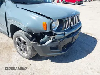 2017 Jeep Renegade Sport with VIN ZACCJBAB9HPG19367, listed as a IAAI auction lot 41818793 with 77,652 mi miles and . Bid and sale history available at carsss.com. Image 6.