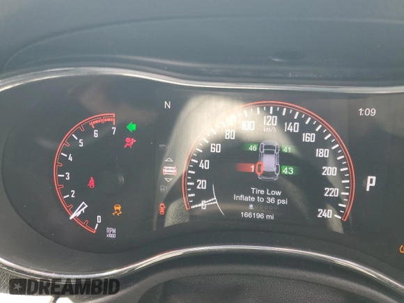 2014 Dodge Durango R/T z VIN 1C4SDHCT8EC581741, wystawiony jako Copart lot #57360425 z przebiegiem 166 196 mil mil oraz Szkoda całkowita • Salvage title. Historia ofert i sprzedaży dostępna na DreamBid. Obrazek 9.