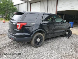 2017 Ford Police Interceptor Utility z VIN 1FM5K8AR8HGB54305, wystawiony jako Copart lot #54392105 z przebiegiem 172 978 mil mil oraz Szkoda całkowita • Salvage title. Historia ofert i sprzedaży dostępna na DreamBid. Obrazek 3.