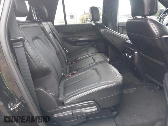 2019 Ford Expedition Max Limited z VIN 1FMJK2AT5KEA78021, wystawiony jako IAAI lot #40355537 z przebiegiem 133 642 mil mil oraz . Historia ofert i sprzedaży dostępna na DreamBid. Obrazek 8.
