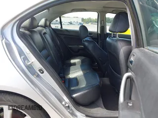 2004 Acura TSX с VIN JH4CL968X4C003240, выставлен на аукционе IAAI как лот 42566076 с пробегом 285 924 миль миль и . История ставок и продаж доступна на DreamBid. Изображение 8.