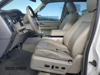 2009 Ford Expedition Limited z VIN 1FMFU19559EA97260, wystawiony jako Copart lot #87870075 z przebiegiem Nie podano mil oraz Szkoda całkowita • Salvage title. Historia ofert i sprzedaży dostępna na DreamBid. Obrazek 7.