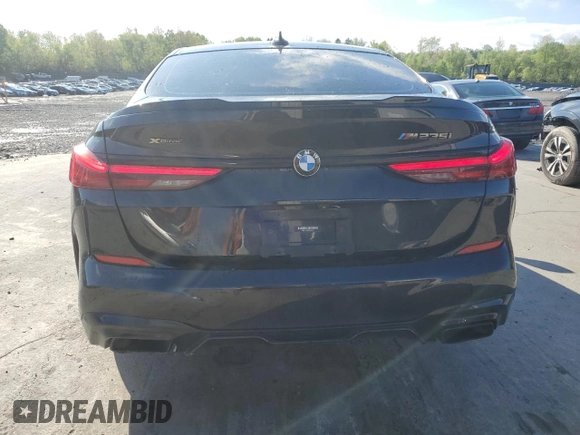 2021 BMW 2 Series M235i xDrive z VIN WBA13AL06M7G62370, wystawiony jako Copart lot #55484655 z przebiegiem 34 065 mil mil oraz Szkoda całkowita • Salvage title. Historia ofert i sprzedaży dostępna na DreamBid. Obrazek 6.